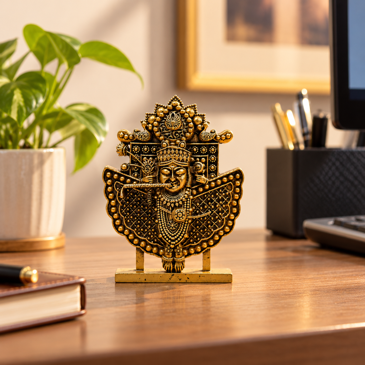 Sanwariya Seth Ji Murti - Gold Plated