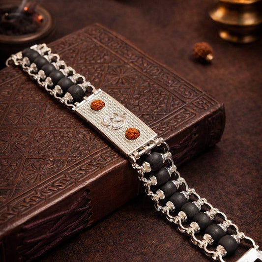 Om Rudraksha Karungali Bracelet - Silver Plated